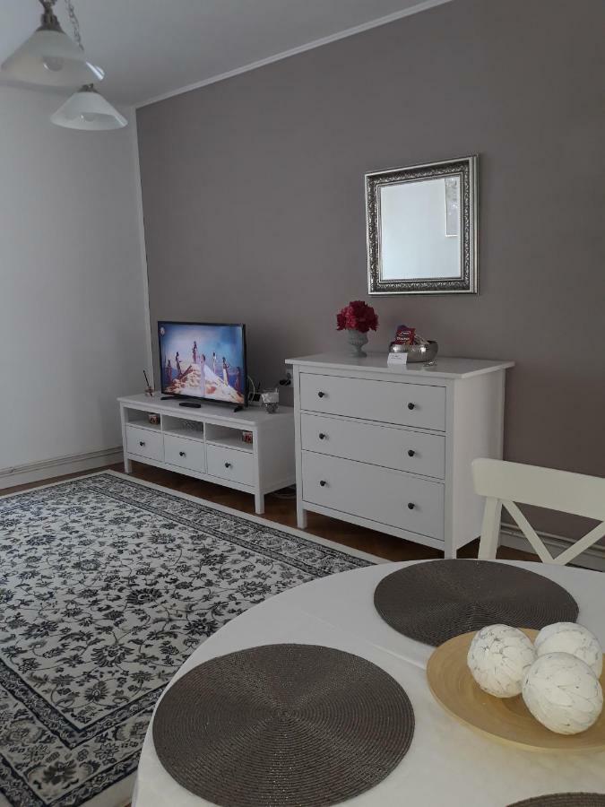 Apartment Bianco Central Sibiu Exterior photo